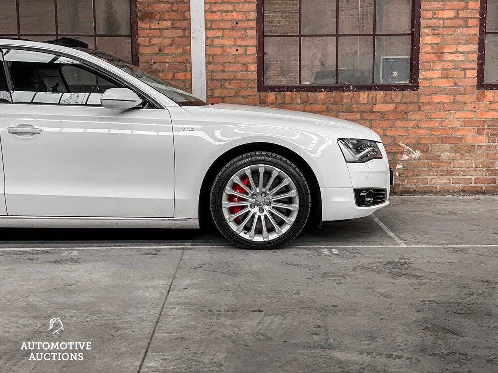 Audi A8 Long 6.3 W12 Quattro 500hp 2012