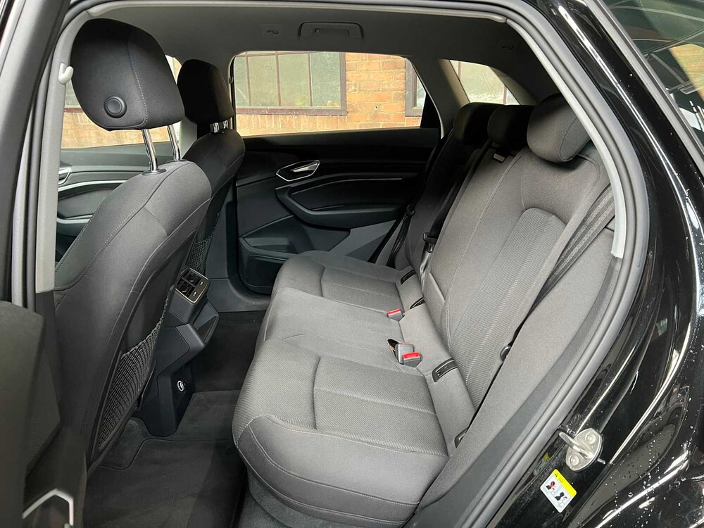 Audi E-Tron 50 Quattro Launch Edition 71 kWh 313hp 2019, G-028-XR