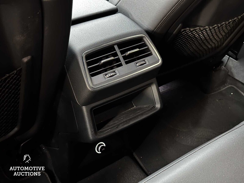 Audi E-Tron 50 Quattro Launch edition plus 71 kWh 313hp 2019 ORIG-NL, G-157-XV