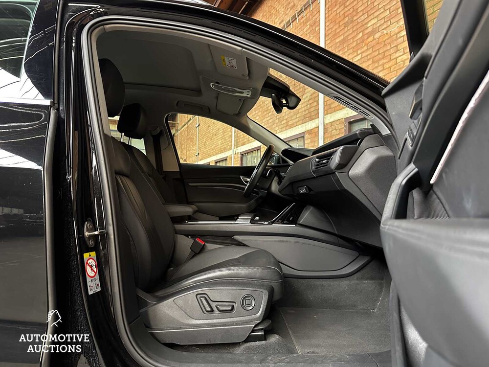Audi E-Tron 50 Quattro Launch edition plus 71 kWh 313hp 2019 ORIG-NL, G-157-XV
