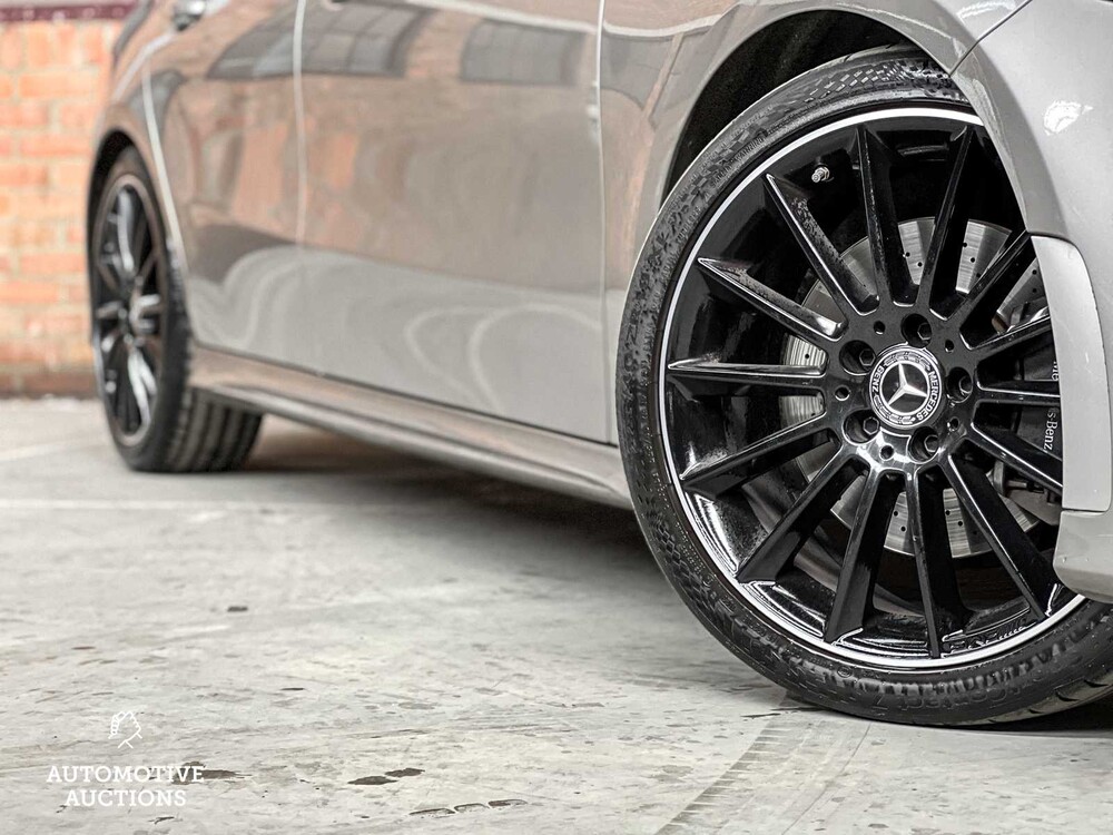 Mercedes-Benz A220 AMG 4Matic Premium Plus 190hp 2019 A-class, N-806-VB