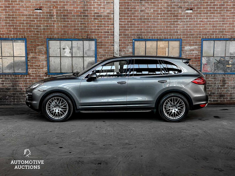 Porsche Cayenne S 4.8 V8 400hp 2011 Sport-Chrono
