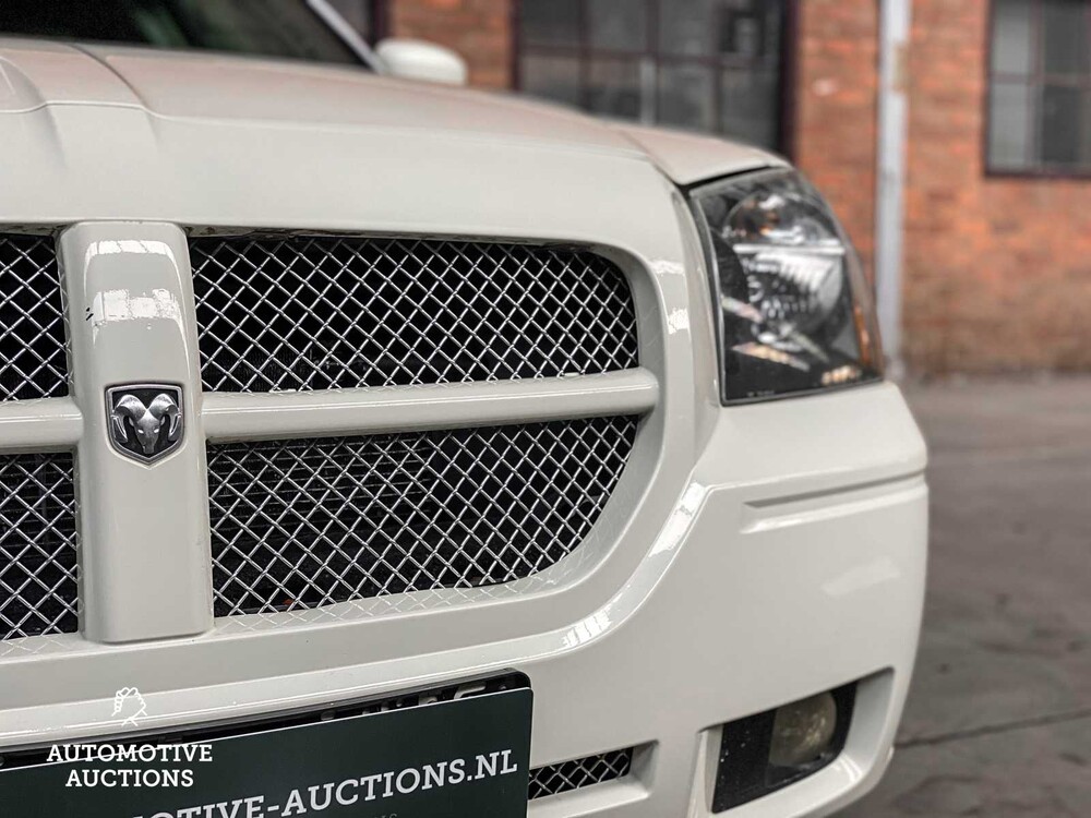 Dodge Magnum Touring HEMI 5.7 V8 380HP 2009