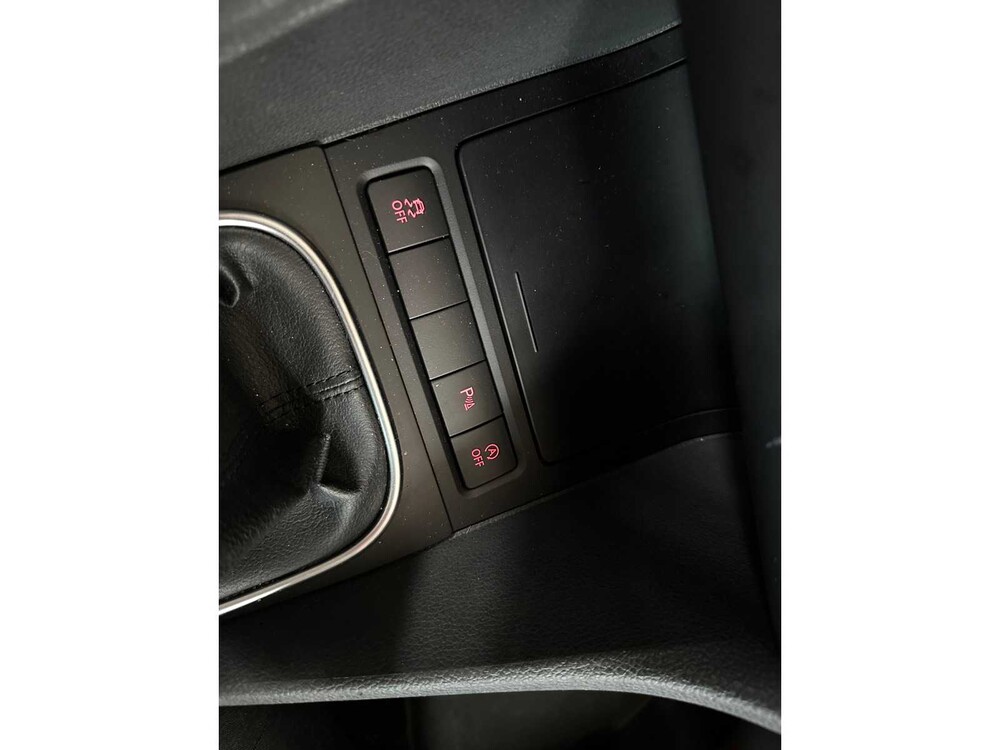 Volkswagen Golf Variant 1.2 TSI 105PS 2012 -Orig. GB-, 80-XLL-8