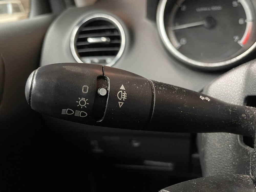 Peugeot 308 1.6 VTi Style 120PS 2009, 81-LSB-7