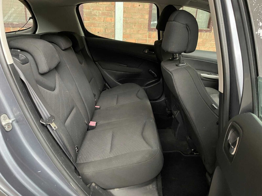 Peugeot 308 1.6 VTi Style 120PS 2009, 81-LSB-7