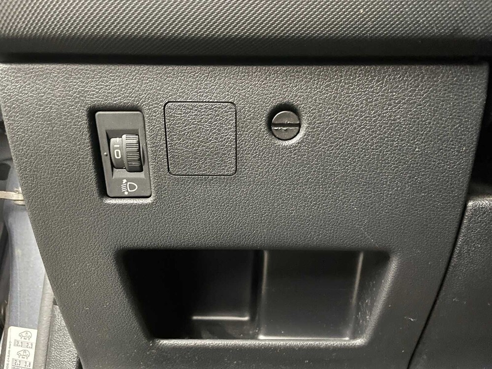 Peugeot 308 1.6 VTi Style 120PS 2009, 81-LSB-7