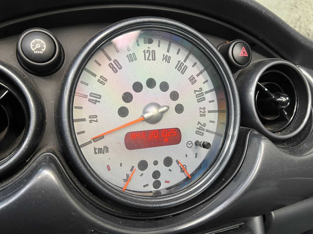 Mini Cooper Cabriolet 1.6 116PS 2007, SV-041-R