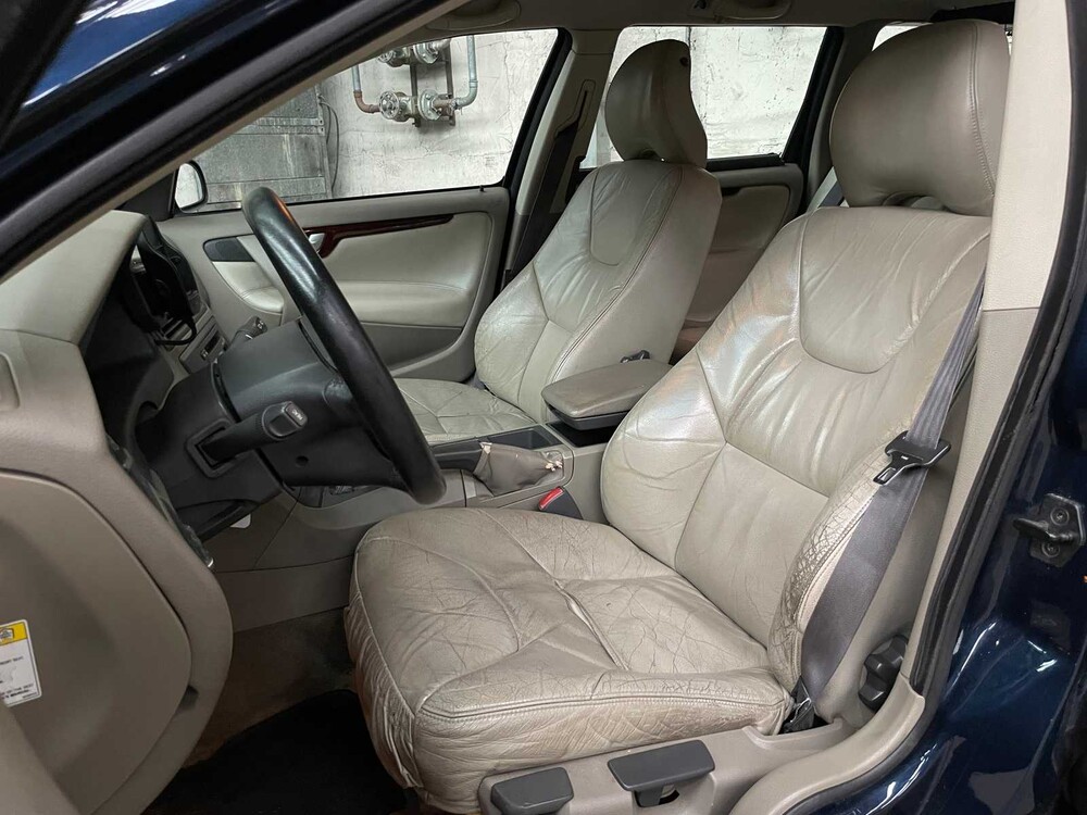 Volvo V70 2.4 T Comfort Line 200PS 2000 -Orig. NL-, 49-FT-FT