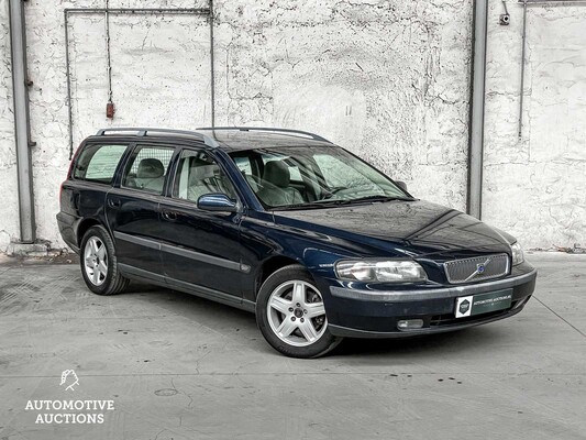 Volvo V70 2.4 T Comfort Line 200PS 2000 -Orig. NL-, 49-FT-FT