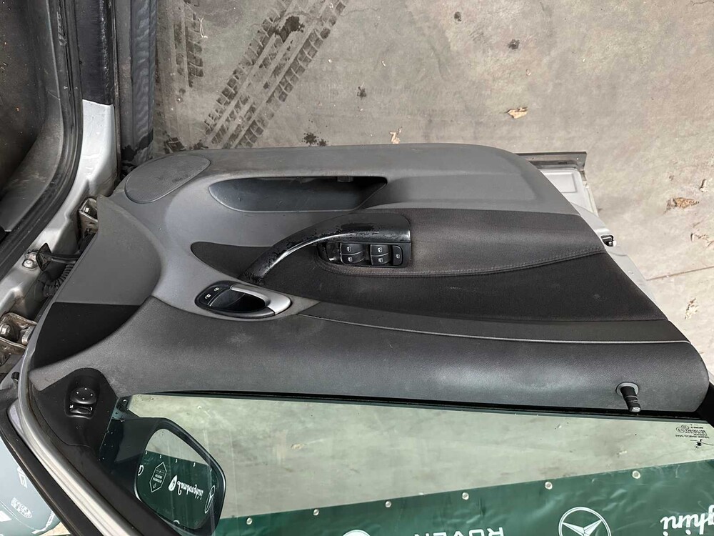 Saab 9-3 Sport Limousine 1.8 Optic 122PS 2004 ORIG-NL, 26-NR-NX