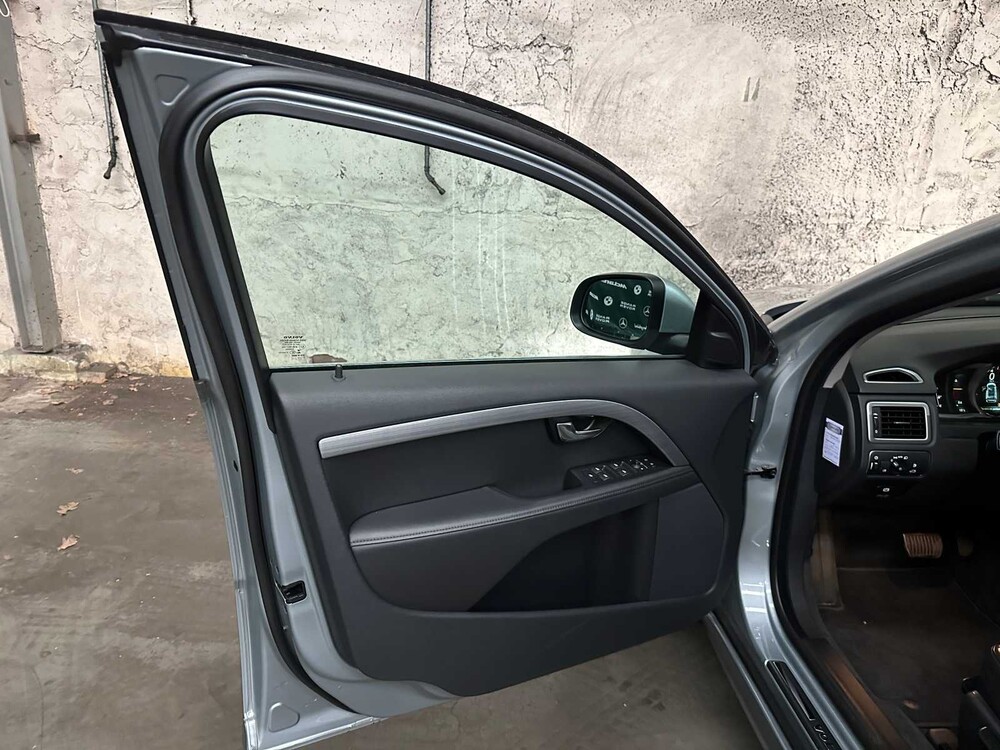 Volvo V70 1.6 T4 Nordic+ 179PS 2014 (ORIGINAL-DE), 6-RPM-89