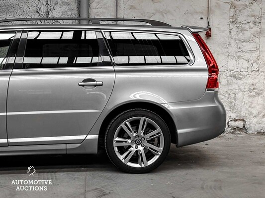 Volvo V70 1.6 T4 Nordic+ 179hp 2014 (ORIGINAL-UK), 6-RPM-89