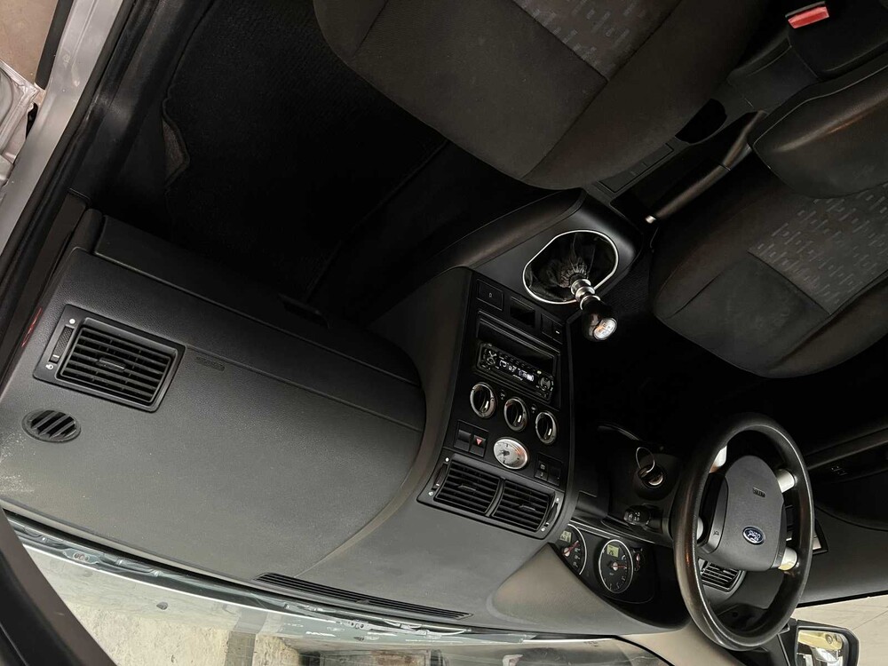 Ford Mondeo Kombi 1.8-16V Cool Edition 110PS 2002 ORIG-NL, 95-JV-UK