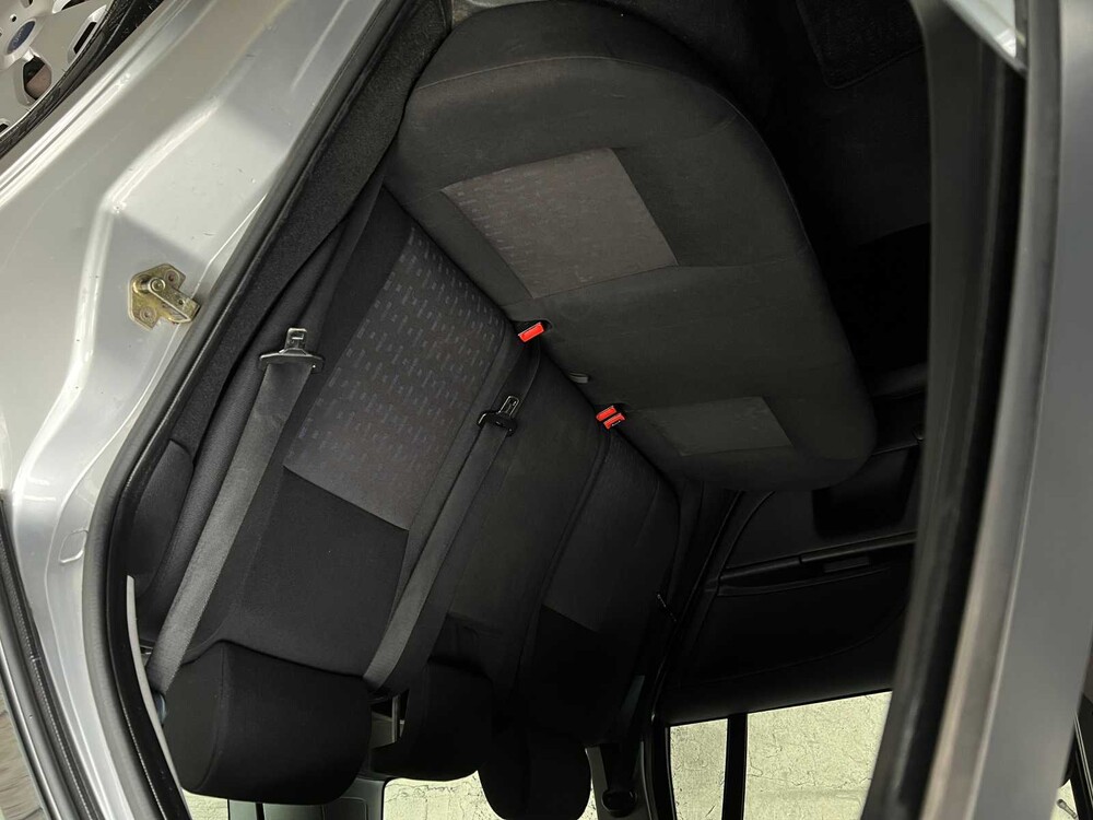 Ford Mondeo Kombi 1.8-16V Cool Edition 110PS 2002 ORIG-NL, 95-JV-UK