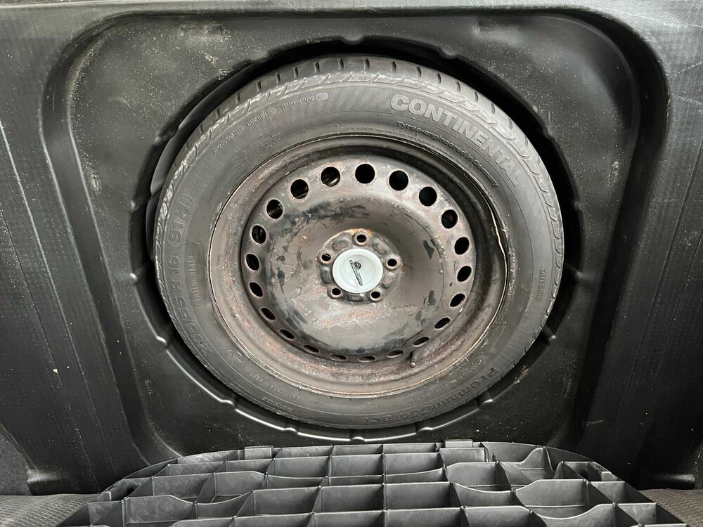 Ford Mondeo Kombi 1.8-16V Cool Edition 110PS 2002 ORIG-NL, 95-JV-UK