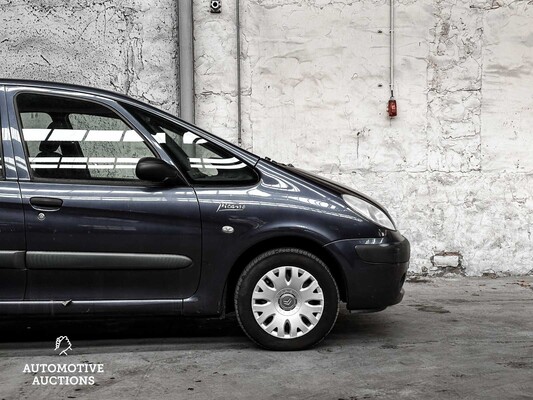 Citroen Xsara Picasso 1.6i-16V Image 109hp 2008, 53-JHA-4