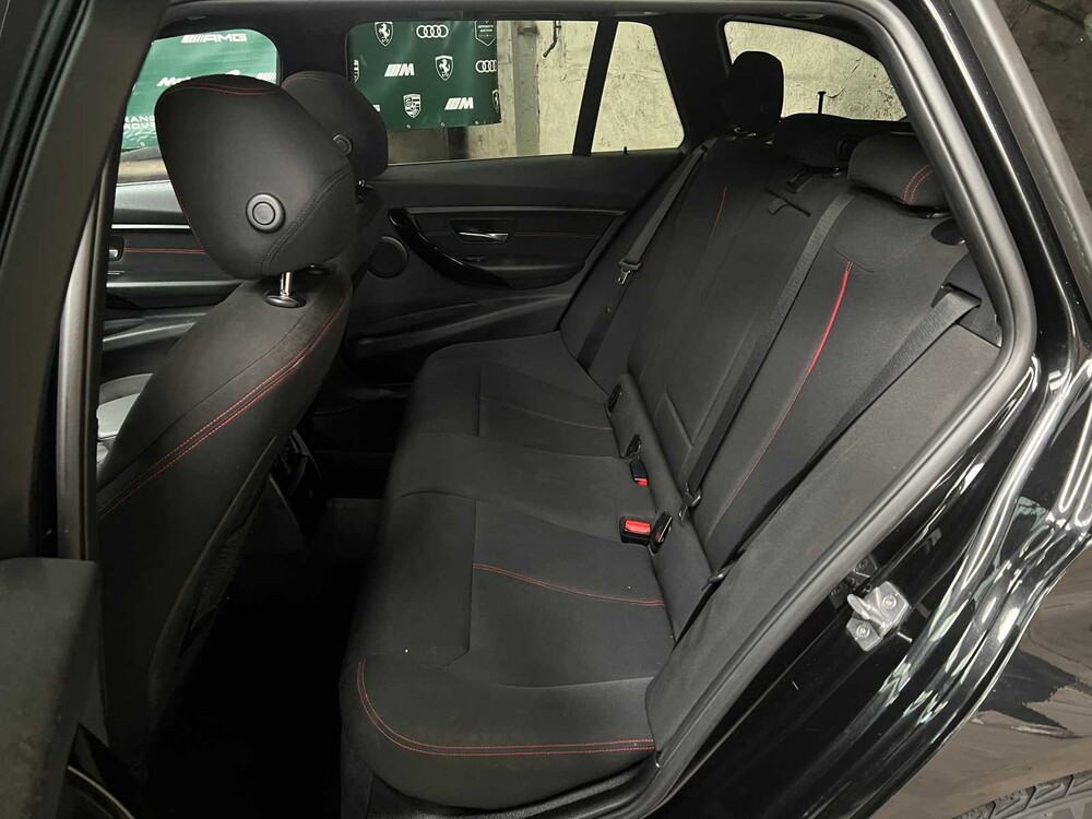 BMW 318d Touring High Executive 143PS 2013 3er, NN-381-N