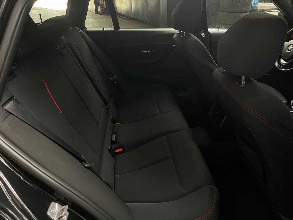 BMW 318d Touring High Executive 143PS 2013 3er, NN-381-N