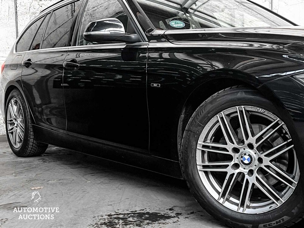 BMW 318d Touring High Executive 143PS 2013 3er, NN-381-N