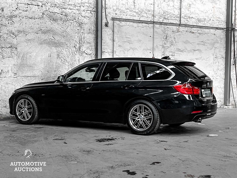 BMW 318d Touring High Executive 143PS 2013 3er, NN-381-N