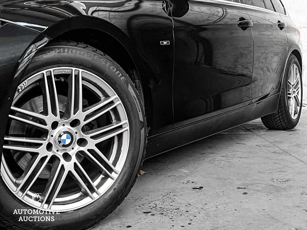 BMW 318d Touring High Executive 143PS 2013 3er, NN-381-N