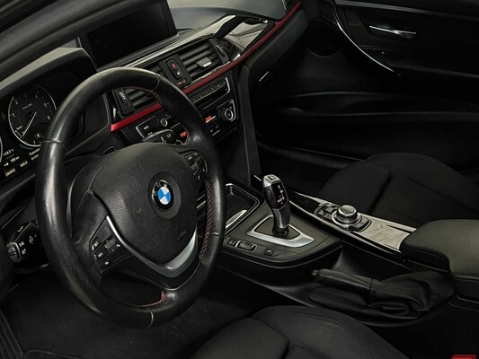 BMW 318d Touring High Executive 143hp 2013 3-series, NN-381-N