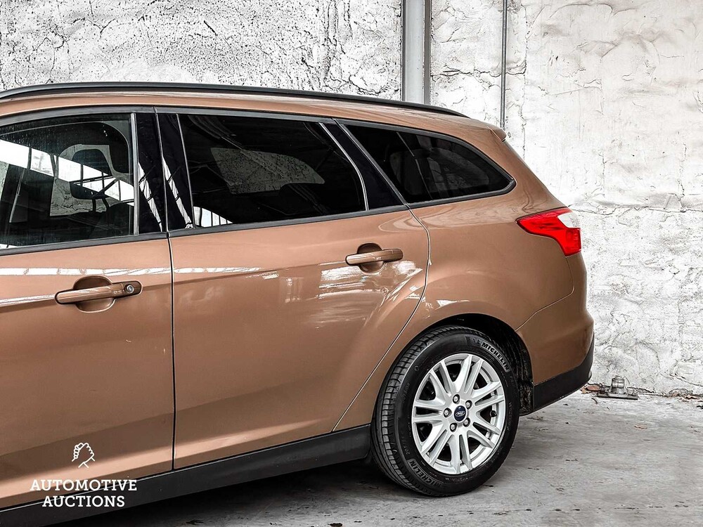 Ford Focus Wagon 1.6 TI-VCT Titanium 125pk 2014, 9-ZTG-92