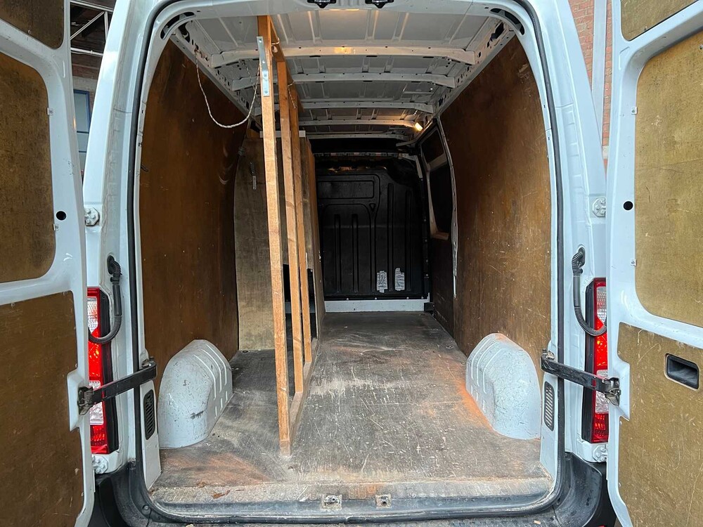 Renault Master T35 2.3 dCi L3H3 125PS 2015 -Orig. NL-, VR-456-K