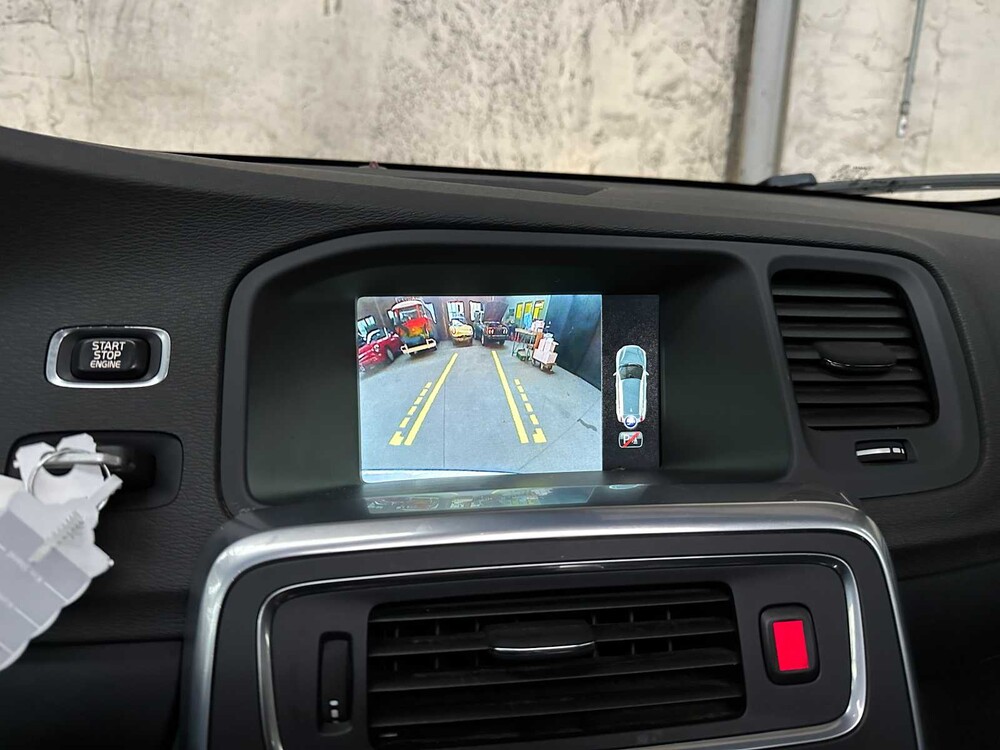 Volvo V60 2.0 T5 Ocean Race 245PS 2015 245PS 2015, N-183-LT