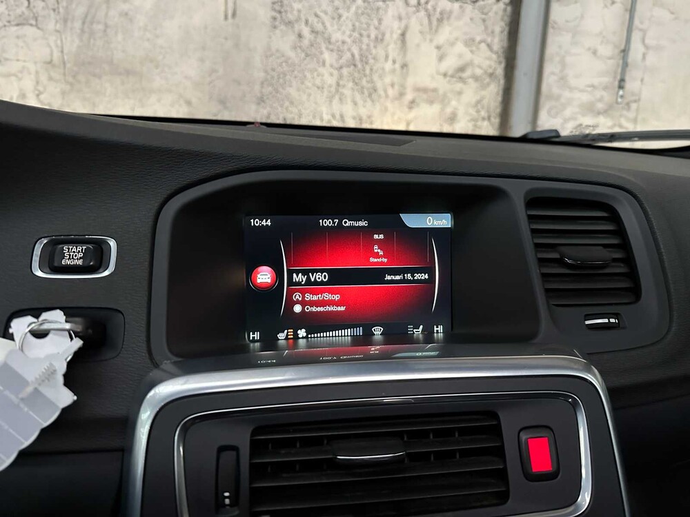 Volvo V60 2.0 T5 Ocean Race 245PS 2015 245PS 2015, N-183-LT