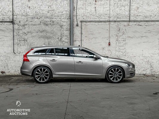 Volvo V60 2.0 T5 Ocean Race 245PS 2015 245PS 2015, N-183-LT