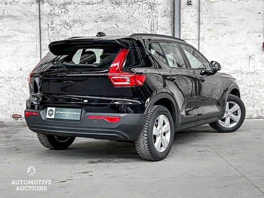 Volvo XC40 Momentum 156PS 2019, X-713-ZB