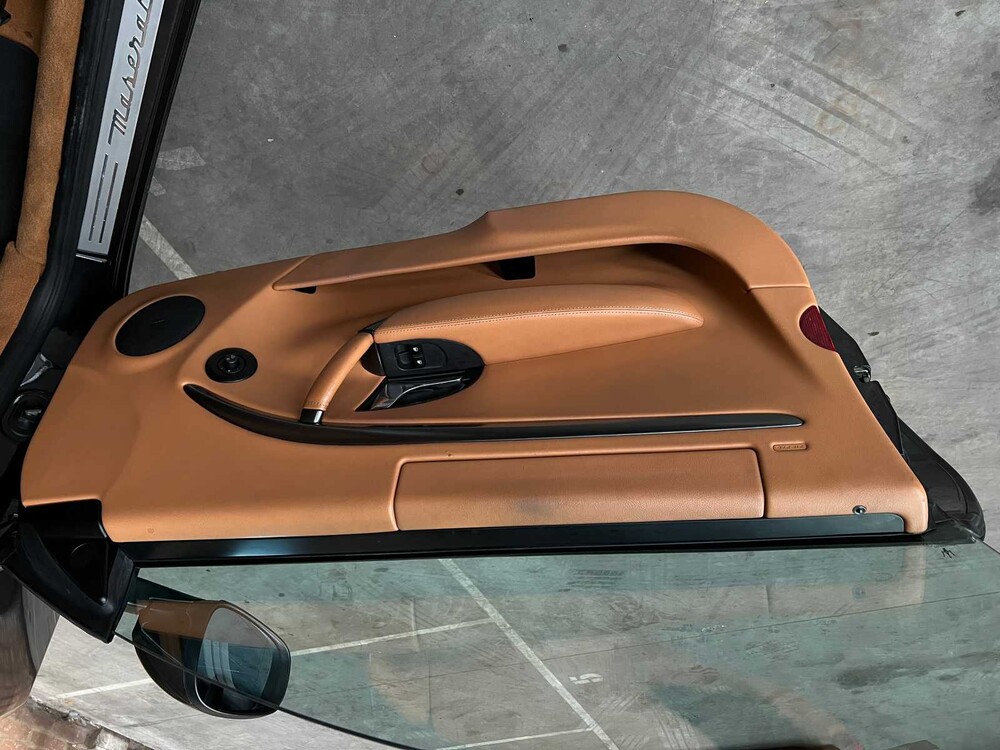 Maserati GranTurismo 4.2 V8 405PS 2007, 8-KKG-26