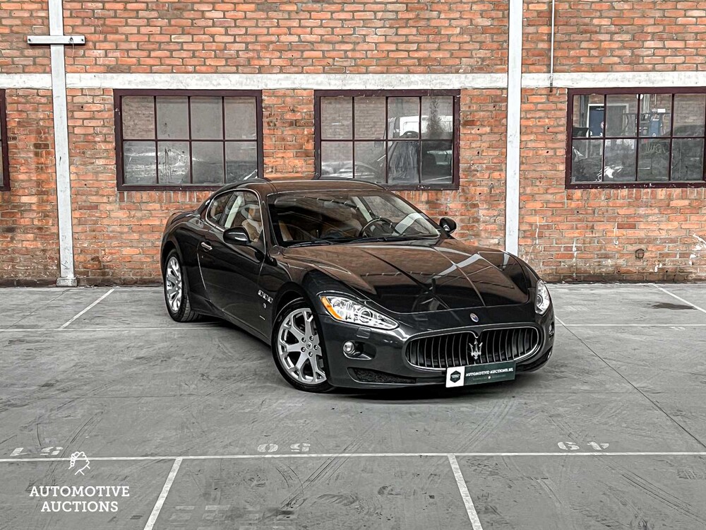 Maserati GranTurismo 4.2 V8 405PS 2007, 8-KKG-26