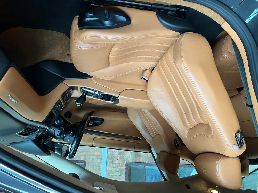 Maserati GranTurismo 4.2 V8 405PS 2007, 8-KKG-26