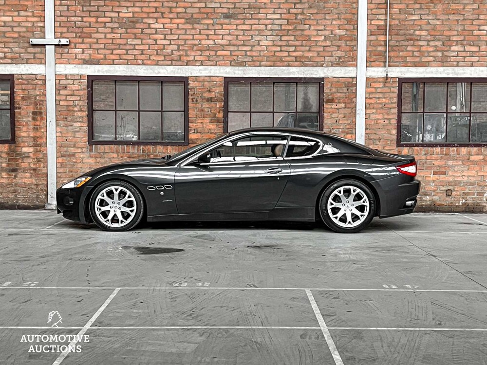 Maserati GranTurismo 4.2 V8 405PS 2007, 8-KKG-26