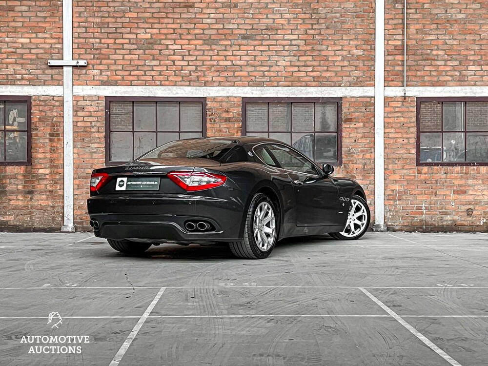 Maserati GranTurismo 4.2 V8 405PS 2007, 8-KKG-26