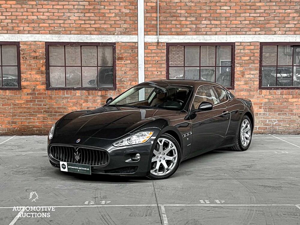 Maserati GranTurismo 4.2 V8 405PS 2007, 8-KKG-26
