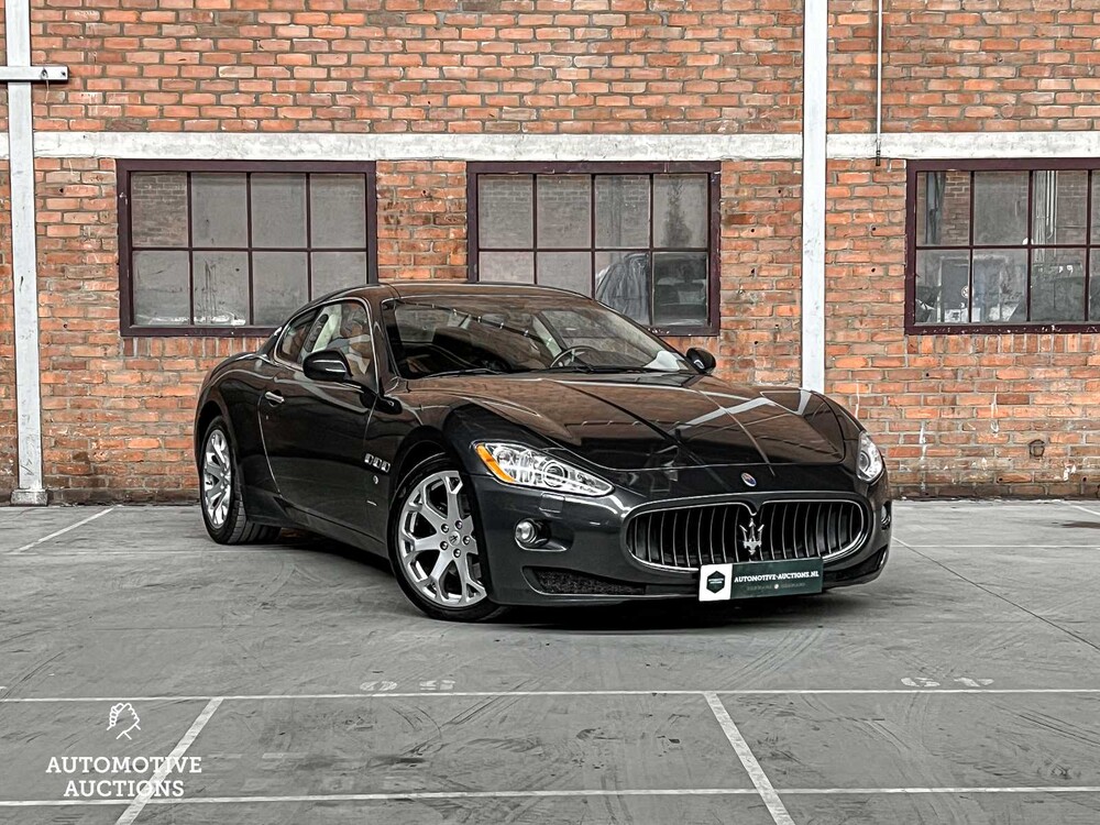 Maserati GranTurismo 4.2 V8 405PS 2007, 8-KKG-26