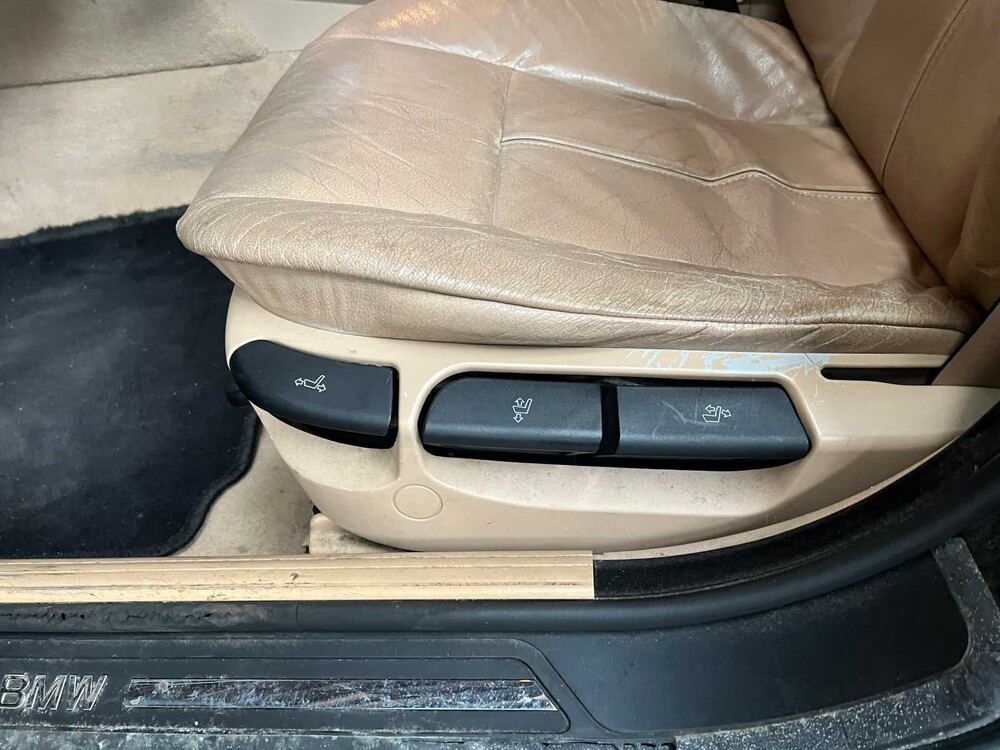 BMW 523i Touring Executive 5er 170PS 2000, 83-FL-GH