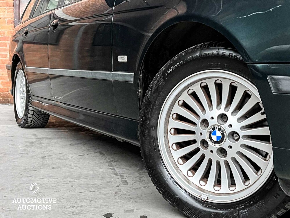 BMW 523i Touring Executive 5er 170PS 2000, 83-FL-GH