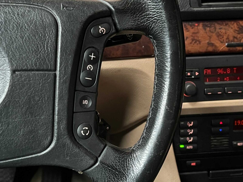 BMW 523i Touring Executive 5er 170PS 2000, 83-FL-GH