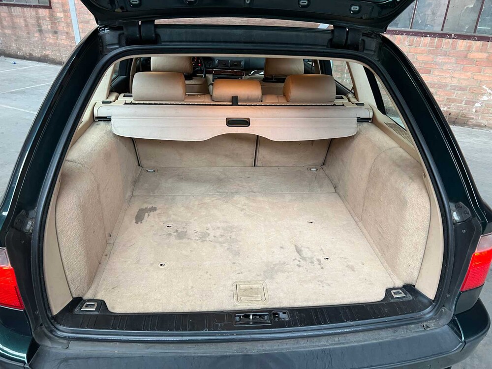 BMW 523i Touring Executive 5er 170PS 2000, 83-FL-GH