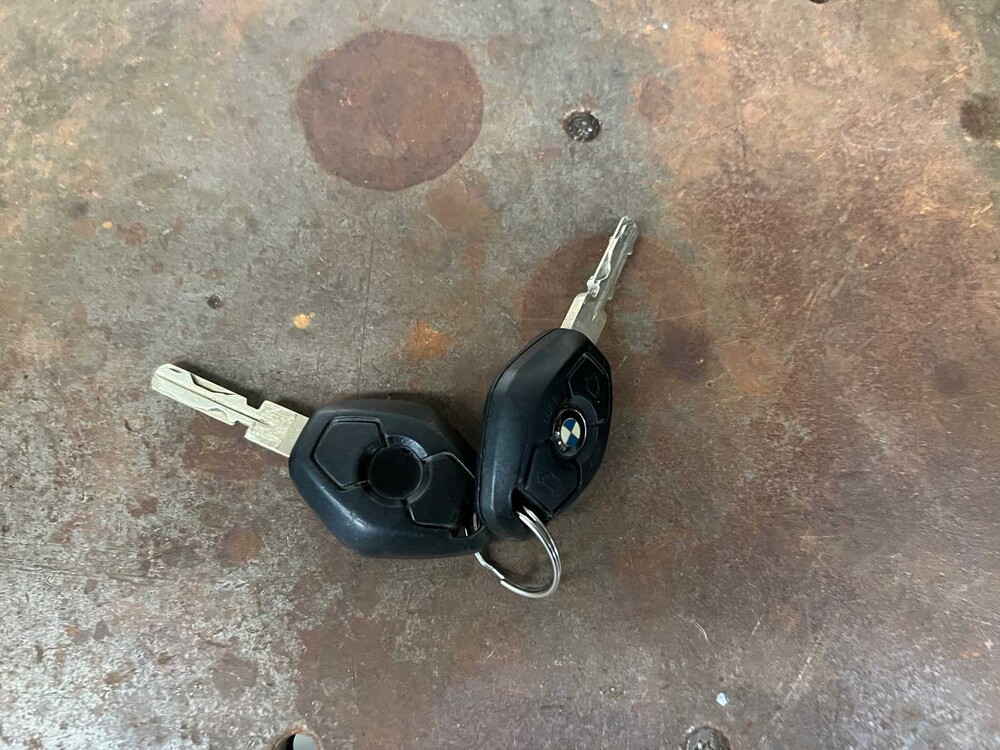 BMW 523i Touring Executive 5er 170PS 2000, 83-FL-GH