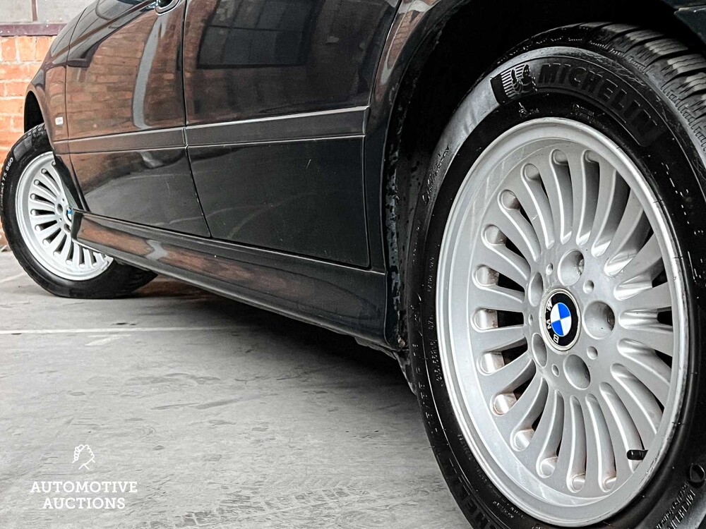BMW 523i Touring Executive 5er 170PS 2000, 83-FL-GH