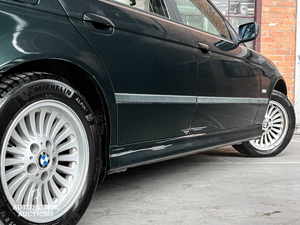 BMW 523i Touring Executive 5er 170PS 2000, 83-FL-GH