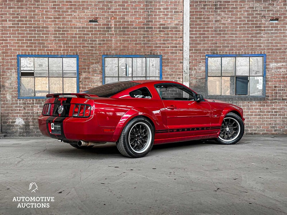 Ford Mustang Coupe 4.0 V6 Deluxe 212PS 2005 -Youngtimer-