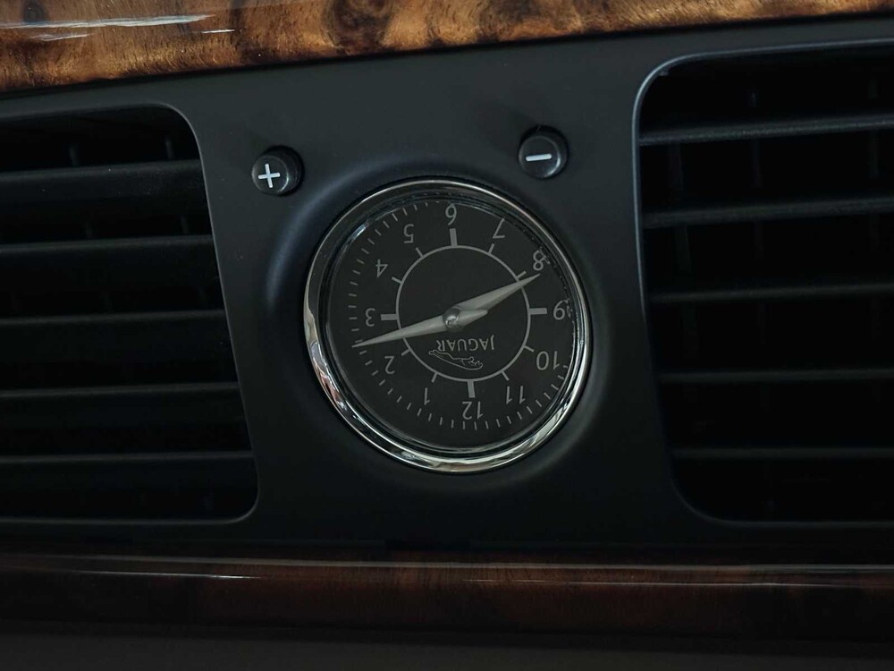 Jaguar XJ8 4.2 V8 298PS 2004 Youngtimer