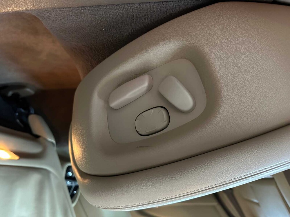 Jaguar XJ8 4.2 V8 298PS 2004 Youngtimer